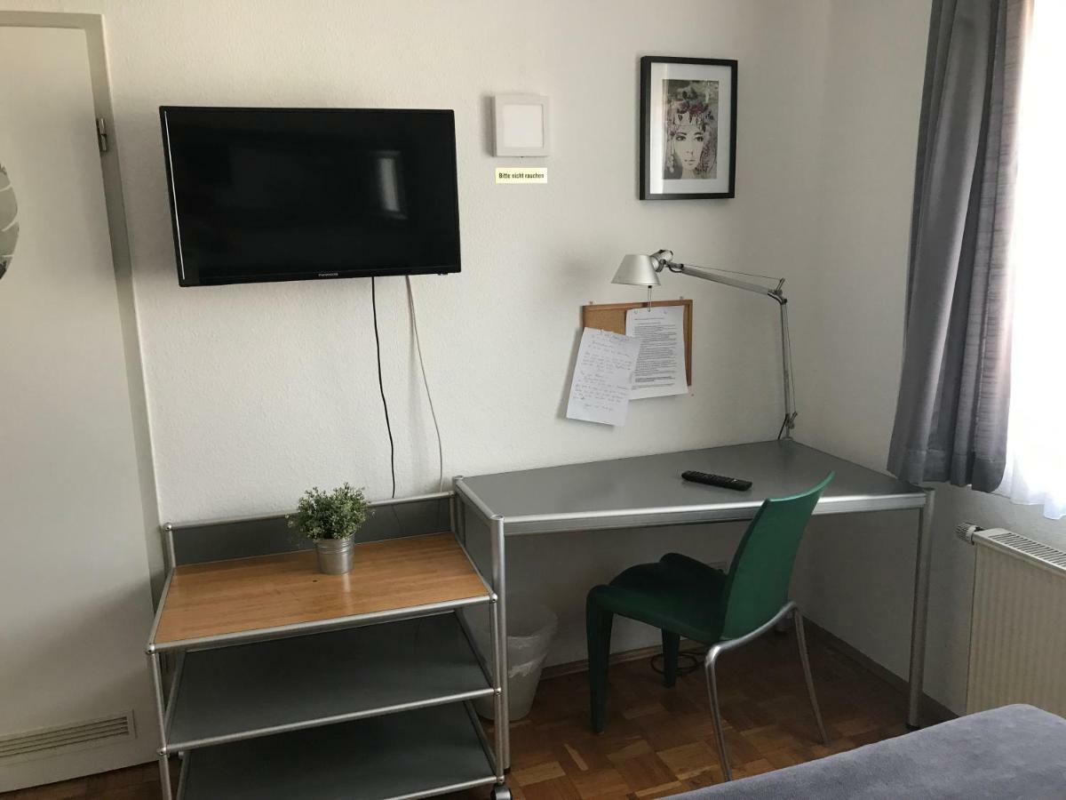 Apartmenthaus Zentrum Komfort Apartments Mit Minikuchen Verschiedener Grossen Kassel Exterior foto