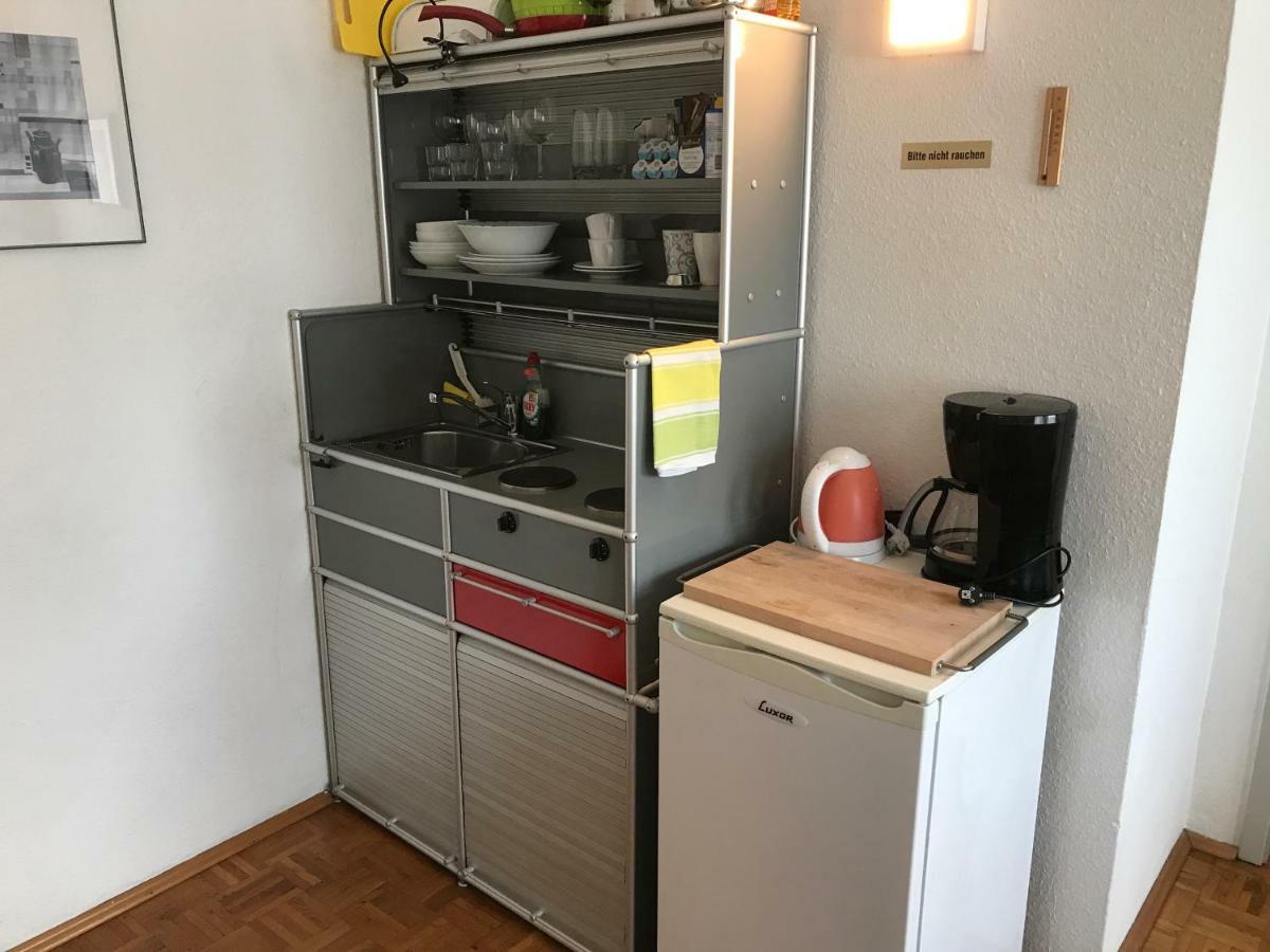 Apartmenthaus Zentrum Komfort Apartments Mit Minikuchen Verschiedener Grossen Kassel Exterior foto