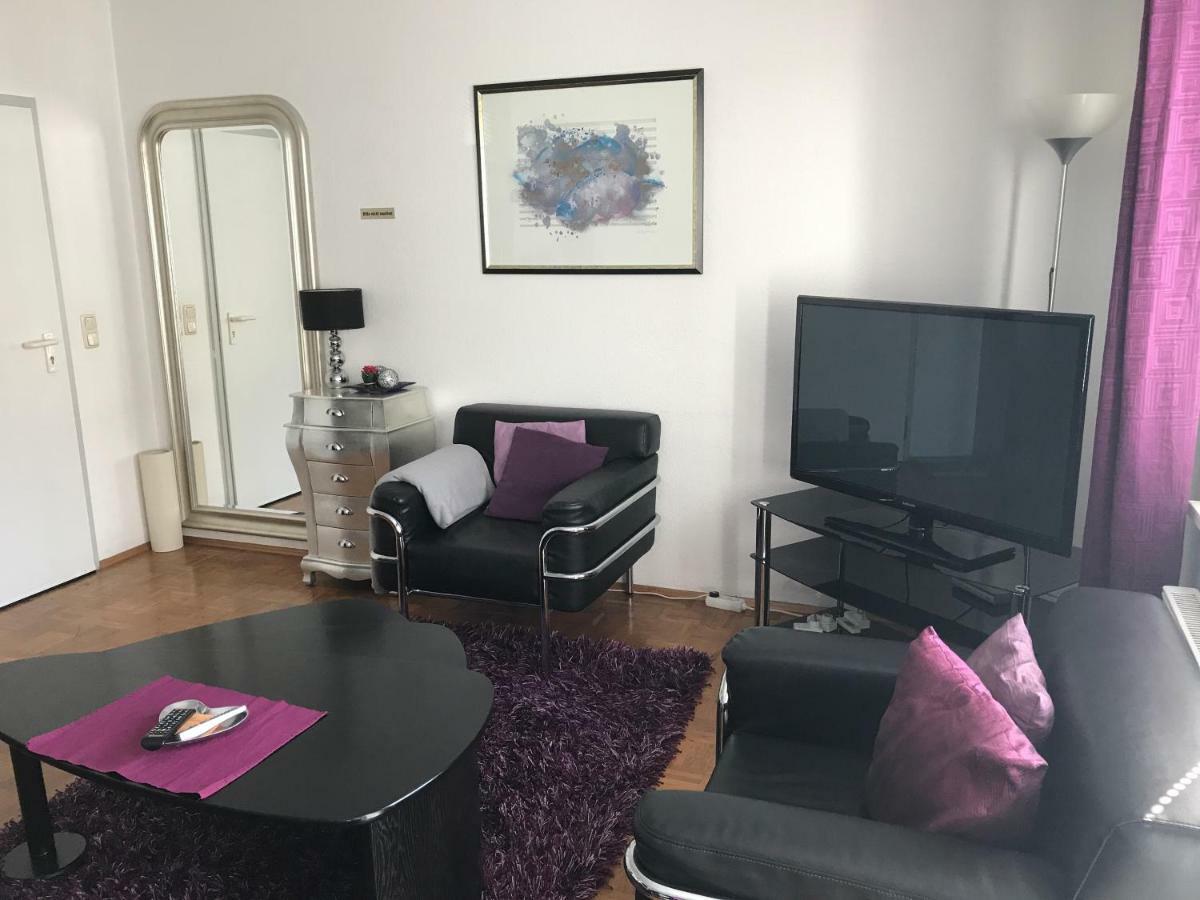 Apartmenthaus Zentrum Komfort Apartments Mit Minikuchen Verschiedener Grossen Kassel Exterior foto