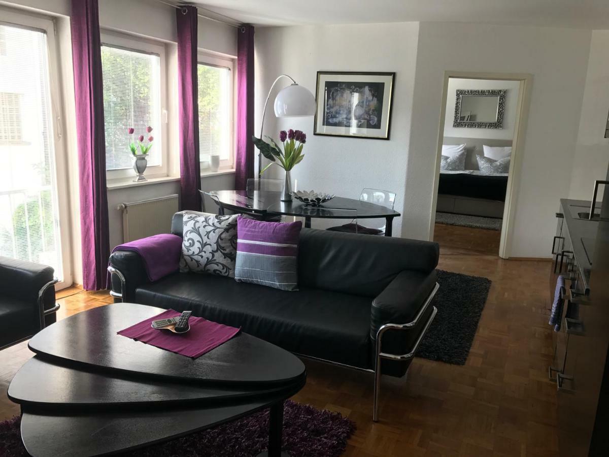 Apartmenthaus Zentrum Komfort Apartments Mit Minikuchen Verschiedener Grossen Kassel Exterior foto